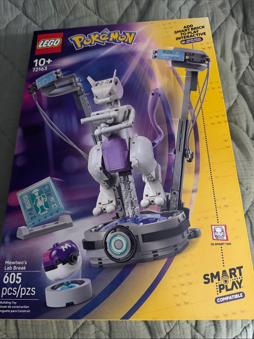 LEGO Pokémon Mewtwo’s Lab Break - Purple, White, Gray